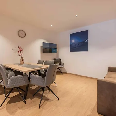 Serles Apartment *